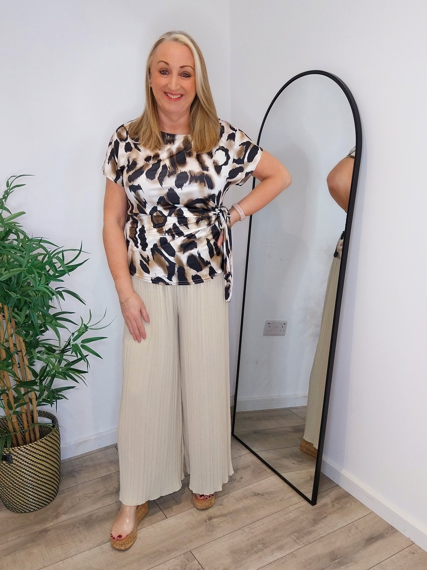 The Lira Trouser - Stone